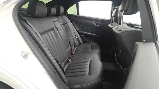 Mercedes-Benz E-Class W212 E350 4MATIC 2014 11
