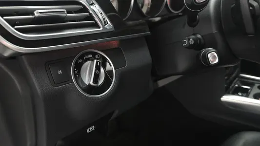 Mercedes-Benz E-Class W212 E350 4MATIC 2014 29