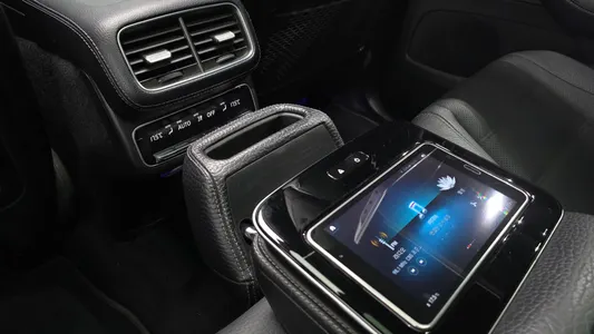 Mercedes-Benz GLS-Class X167 GLS580 4MATIC 2021 31