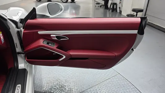 Porsche 718 2.5 GTS 2019 9