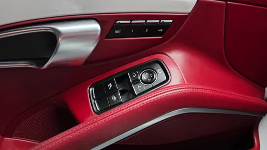 Porsche 718 2.5 GTS 2019 18