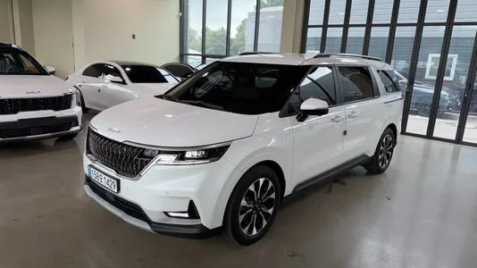Kia Carnival 9 2022