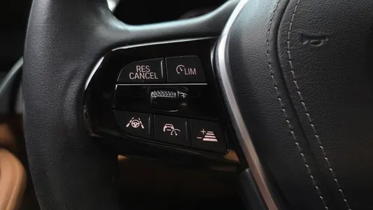 BMW 5 Series (G30) 520i 2020 20