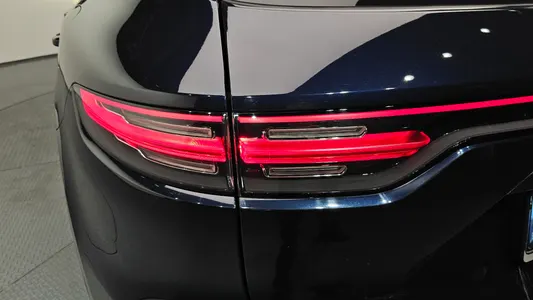 Porsche (PO536) 3.0 E- 2020 23