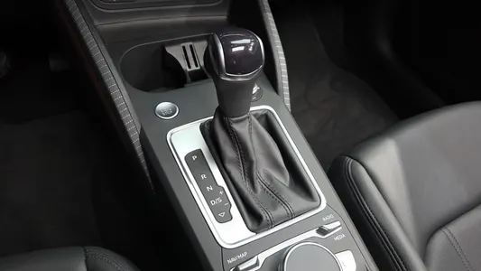 Audi Q2 35 TDI 2023 9