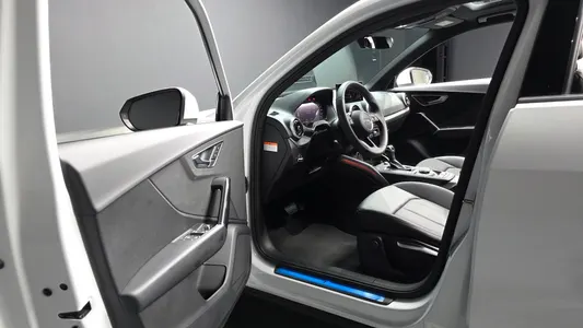 Audi Q2 35 TDI 2023 10