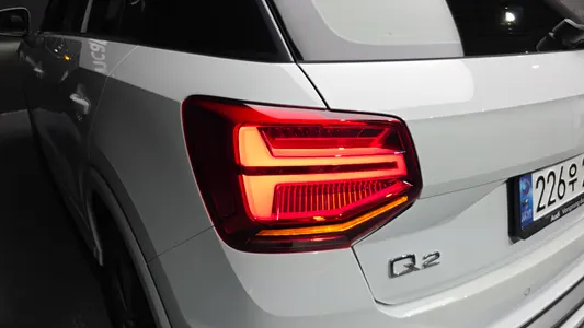 Audi Q2 35 TDI 2023 24