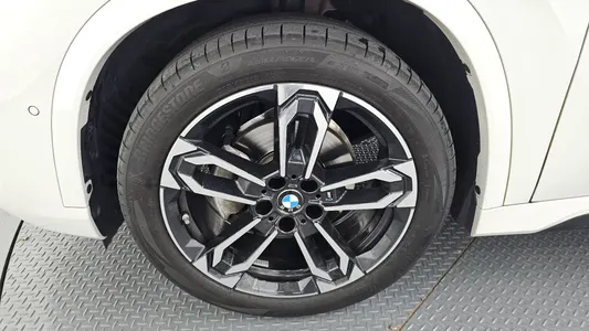 BMW X1 (U11) xDrive 20i M 2025 4