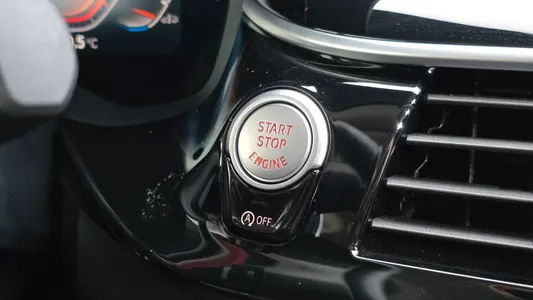 BMW 6 Series GT (G32) 620d 2019 19