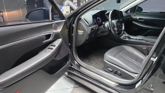 Hyundai (DN8) 2.0 LPG() 2020 10