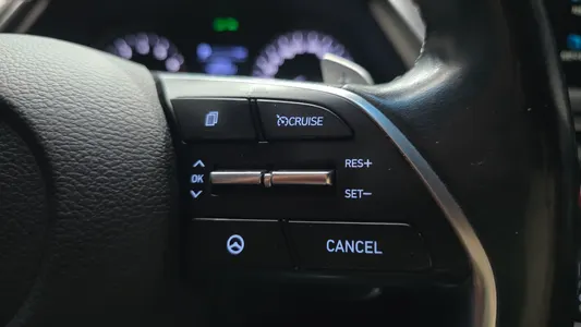 Hyundai (DN8) 2.0 LPG() 2020 17