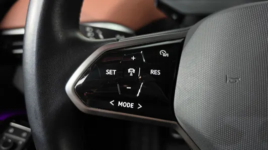 Volkswagen ID.4 2023 15