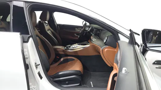 Mercedes-Benz AMG GT 4 43 4MATIC+ 2023 11