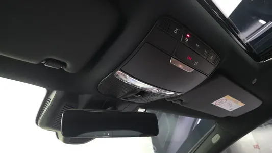 Mercedes-Benz AMG GT 4 43 4MATIC+ 2023 28