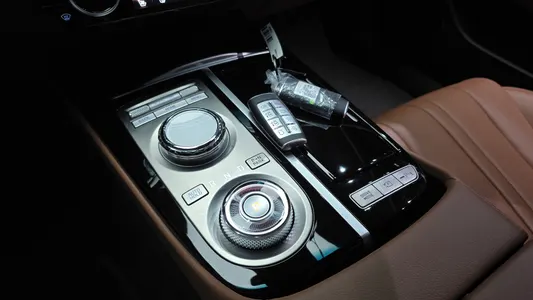 Genesis G80 (RG3) 2.5 2WD 2023 9