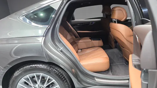 Genesis G80 (RG3) 2.5 2WD 2023 12