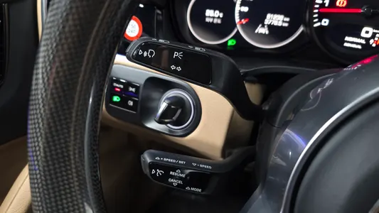 Porsche (PO536) 3.0 2020 28