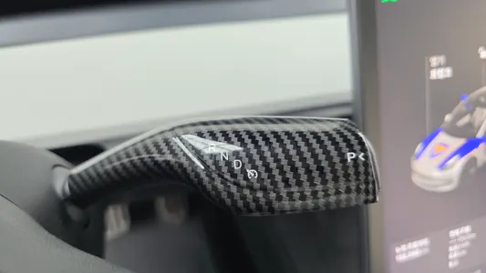 Tesla 3 AWD 2021 9