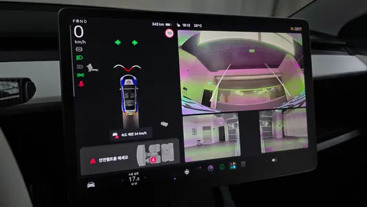 Tesla 3 AWD 2021 15