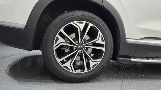Hyundai TM 2.0T 2WD 2019 5