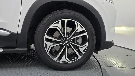 Hyundai TM 2.0T 2WD 2019 21