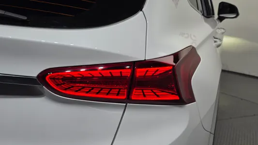 Hyundai TM 2.0T 2WD 2019 23