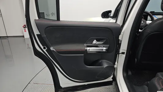 Mercedes-Benz GLB-Class X247 GLB250 4MATIC 2021 25