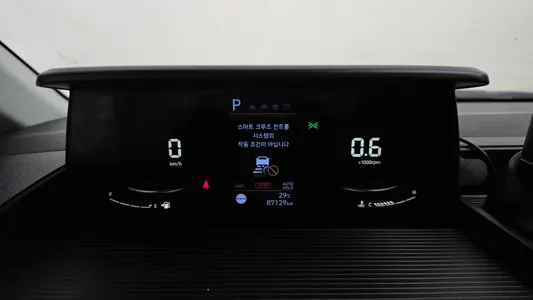 Hyundai Staria L3.5 2022 8