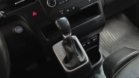 Hyundai Staria L3.5 2022 9