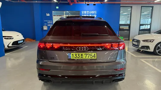 Audi Q8 (4M) 55 TFSI 2025 4