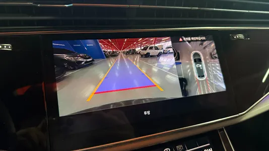 Audi Q8 (4M) 55 TFSI 2025 11