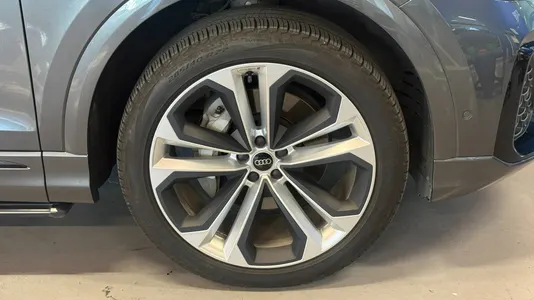 Audi Q8 (4M) 55 TFSI 2025 16