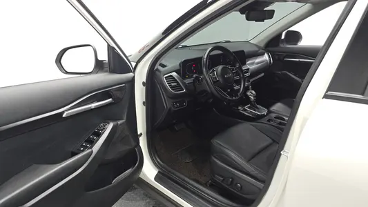 Kia Seltos 1.6 2WD 2022 10