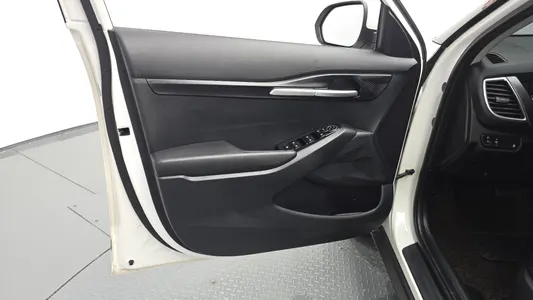 Kia Seltos 1.6 2WD 2022 24
