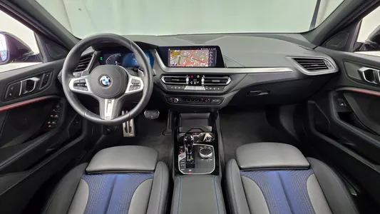 BMW 1 Series (F40) 120i M 2023 7
