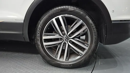 Volkswagen 2 2.0 TDI 4 2023 21