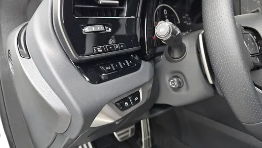 Lexus RX500h 5 F-Sport 2026 18