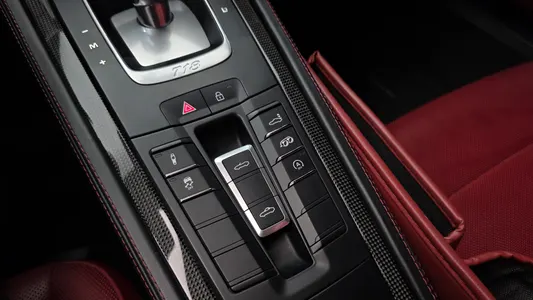 Porsche 718 4.0 GTS 2021 9