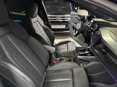 Audi Q4 e- (F4) 40 2022 7