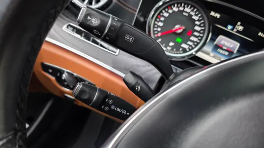 Mercedes-Benz E-Class W213 E220d 2018 20
