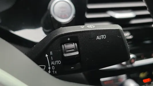 BMW 5 Series (G30) 520i M 2022 19
