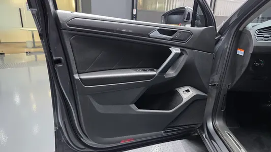Volkswagen 2 2.0 TDI 2020 24