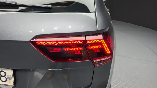 Volkswagen 2 2.0 TDI 2020 23