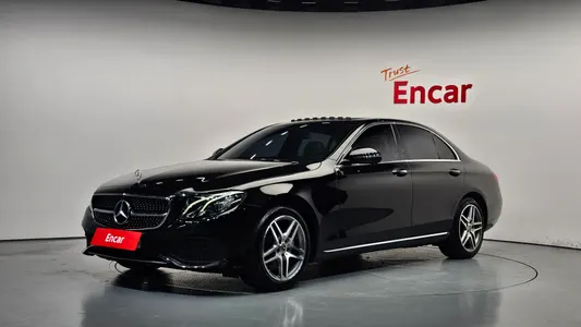 Mercedes-Benz E-Class W213 E200 2017