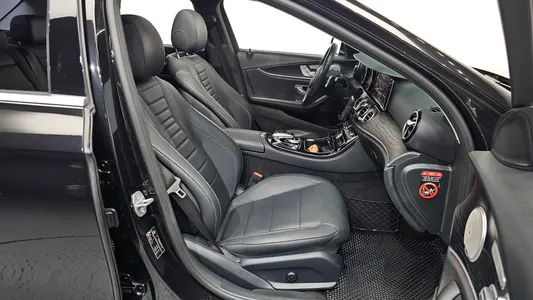Mercedes-Benz E-Class W213 E200 2017 12