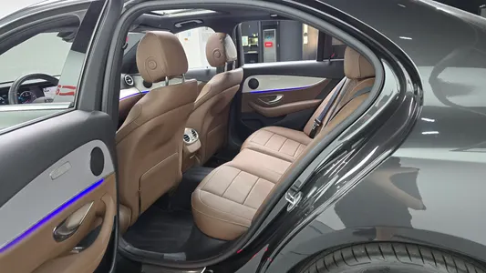 Mercedes-Benz E-Class W213 E250 2021 11
