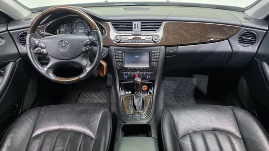 Mercedes-Benz CLS-Class W219 CLS350 2006 7