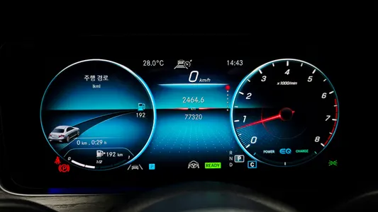 Mercedes-Benz E-Class W213 E350 4MATIC 2022 8