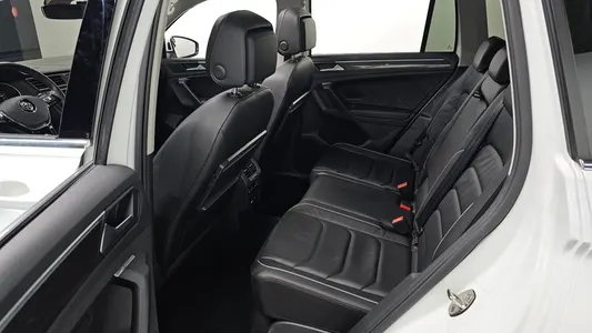 Volkswagen 2 2.0 TDI 2020 11