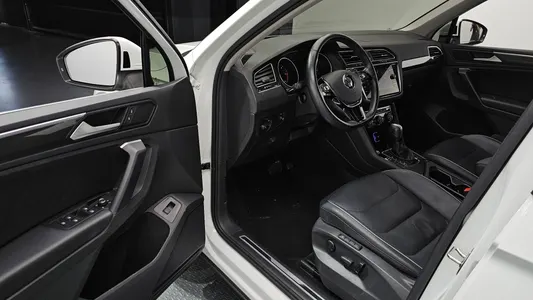 Volkswagen 2 2.0 TDI 2020 10